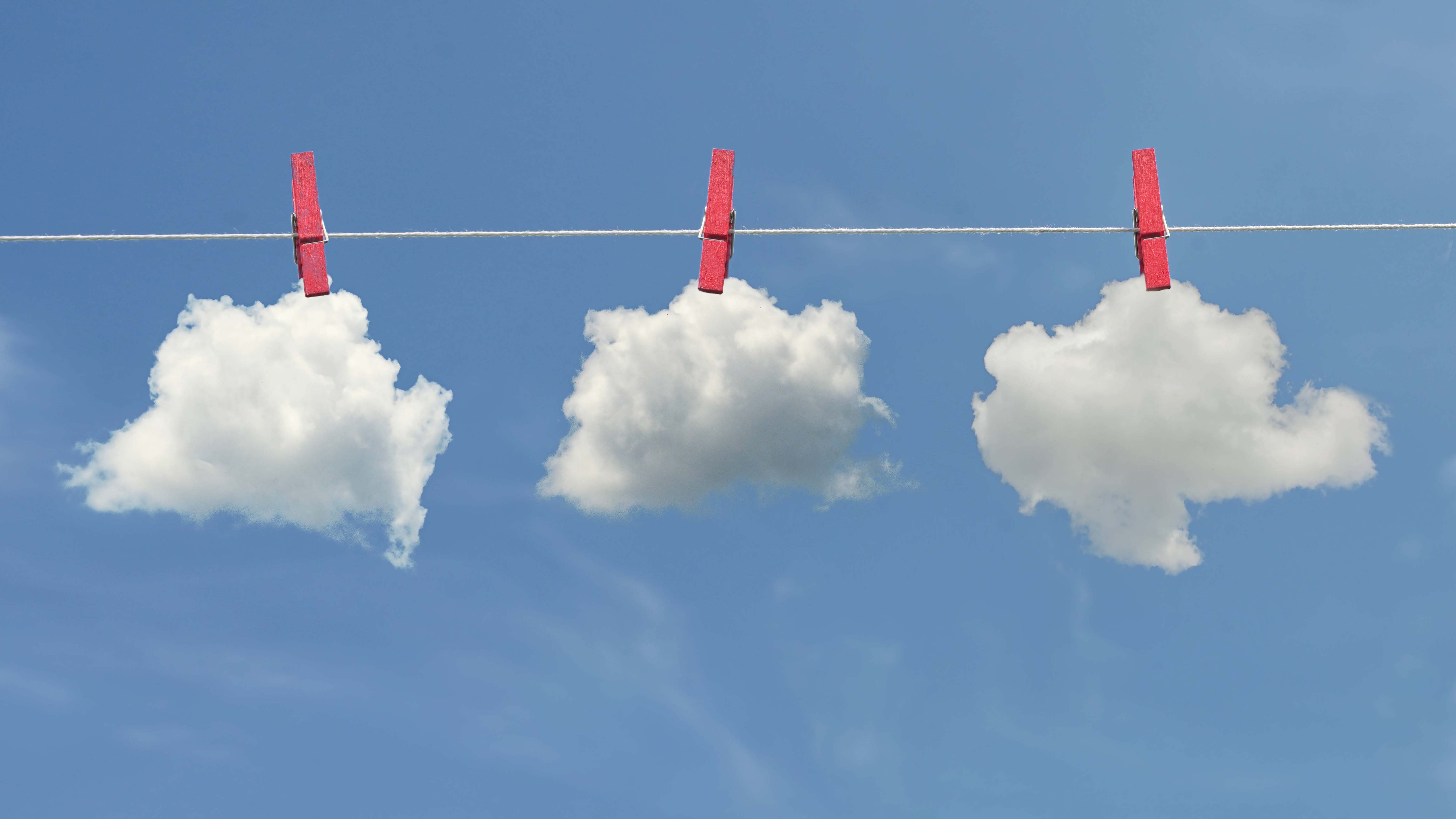 wolke,w&permil;scheklammer,sch&circ;nwetter,wolken,klammer,klammern,w&permil;scheklammern *** cloudscape,clothespin,clear sky,cloudscapes,clothespins,clear skies pr8-l3i