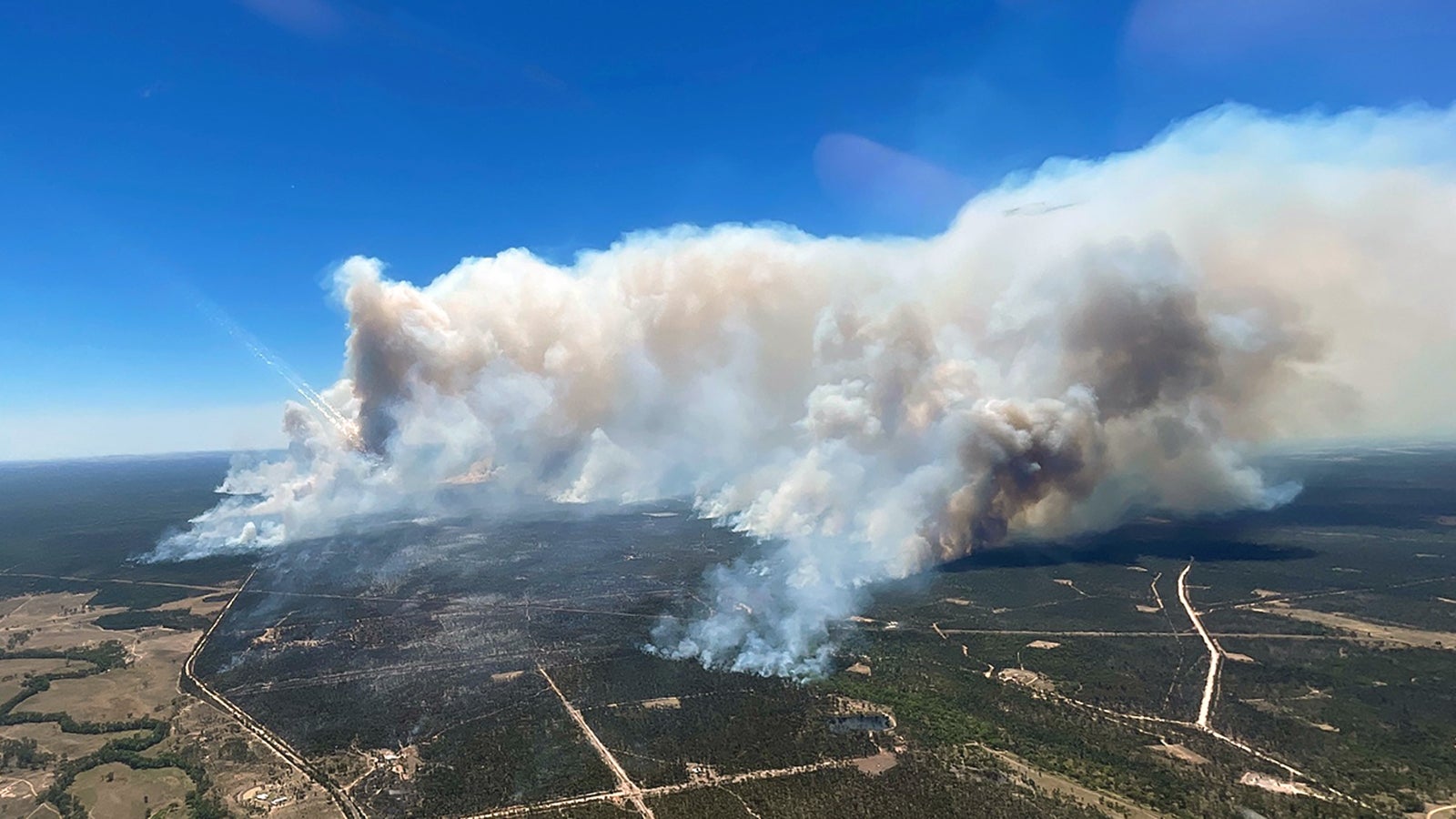 A supplied image shows a bushfire in Myall Park, Queensland, Tuesday, February 14, 2023. (AAP Image/Supplied by Queensland Fire and Emergency Services) NO ARCHIVING, EDITORIAL USE ONLY