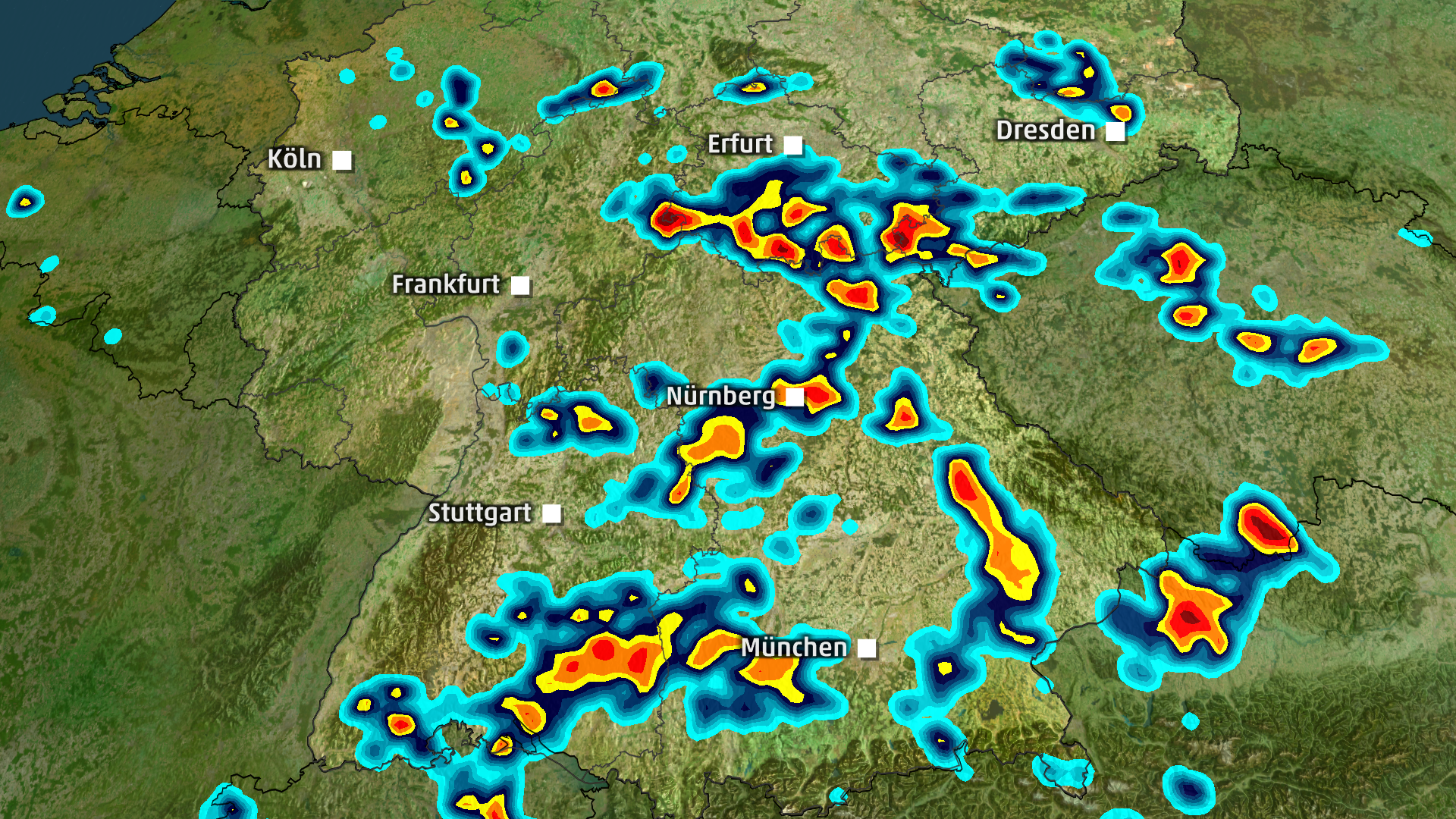 Am Wochenende ziehen regional kr&auml;ftige Gewitter mit Starkregen, Hagel und st&uuml;rmischen B&ouml;en auf.
