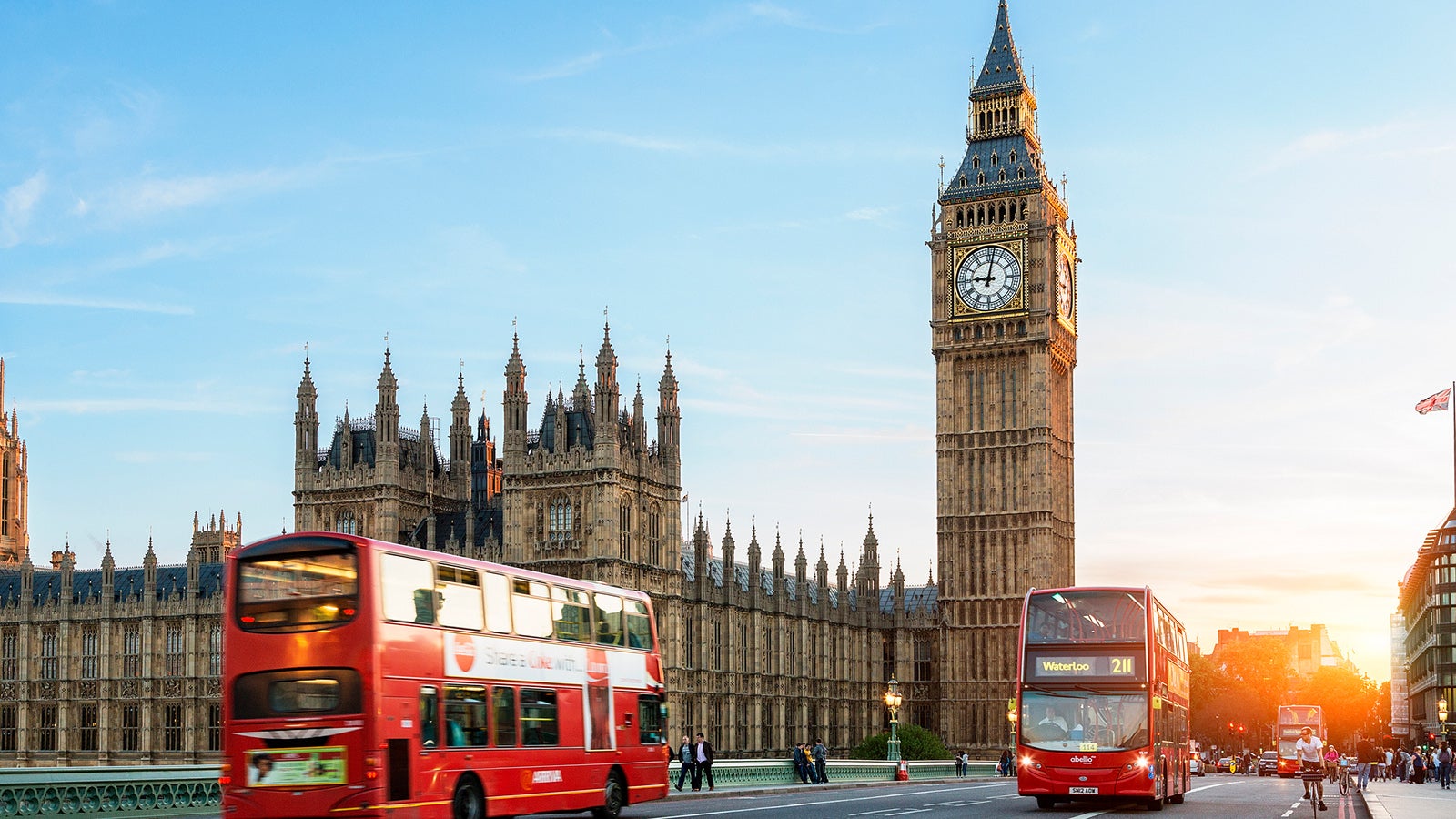 Westminster Bridge in London mit Big Ben