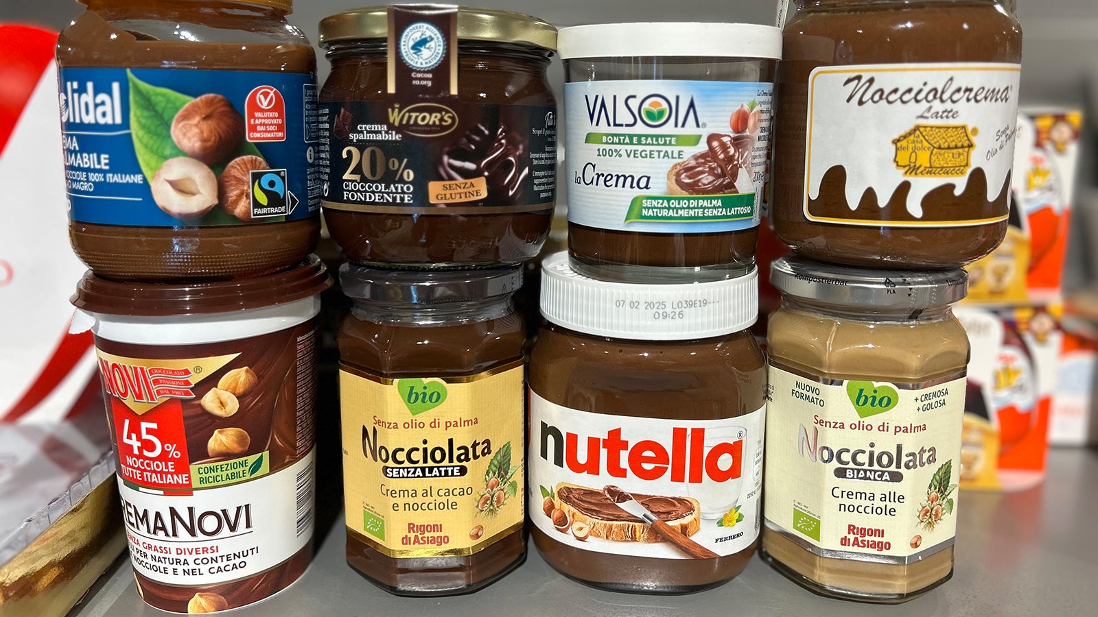 Nutella ist eine der beliebtesten Fr&uuml;hst&uuml;ckszutaten in Deutschland. Aufgrund der D&uuml;rre m&uuml;ssen wir f&uuml;r ein Glas des Brotaufstrichs vielleicht bald tiefer in die Tasche greifen.Foto: Christoph Sator/dpa 