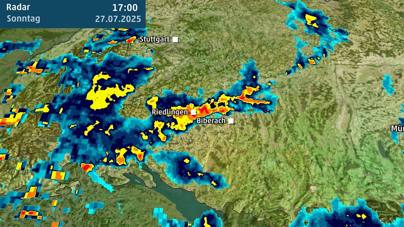 Aber im Radarbild erkennt man eine kr&auml;ftige Niederschlagslinie, die lokal deutlich mehr Regen gebracht haben k&ouml;nnte, als die offiziellen Wetterstationen gemessen haben.