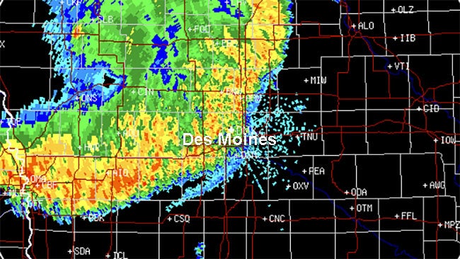 Lightning Strike Leaves Its Mark on Golf Course Green in Des Moines