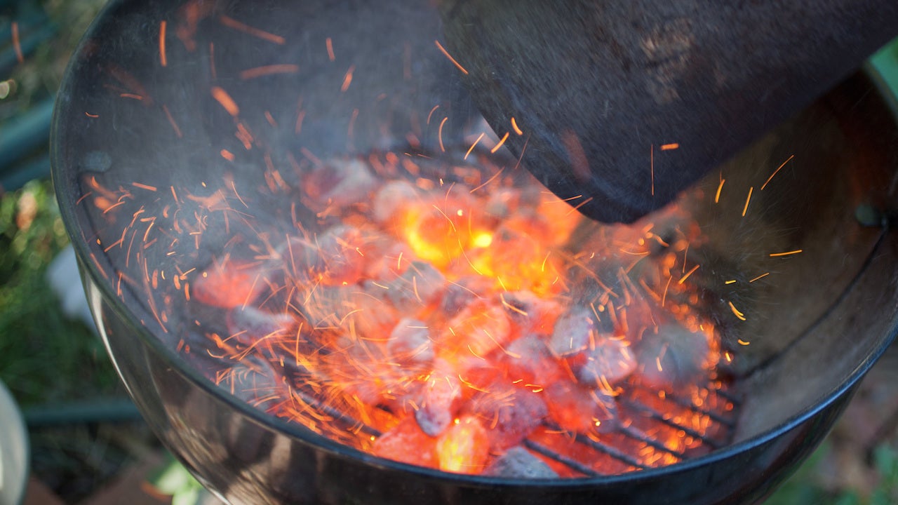 Barbecue quelles techniques pour avoir les meilleures braises ? The