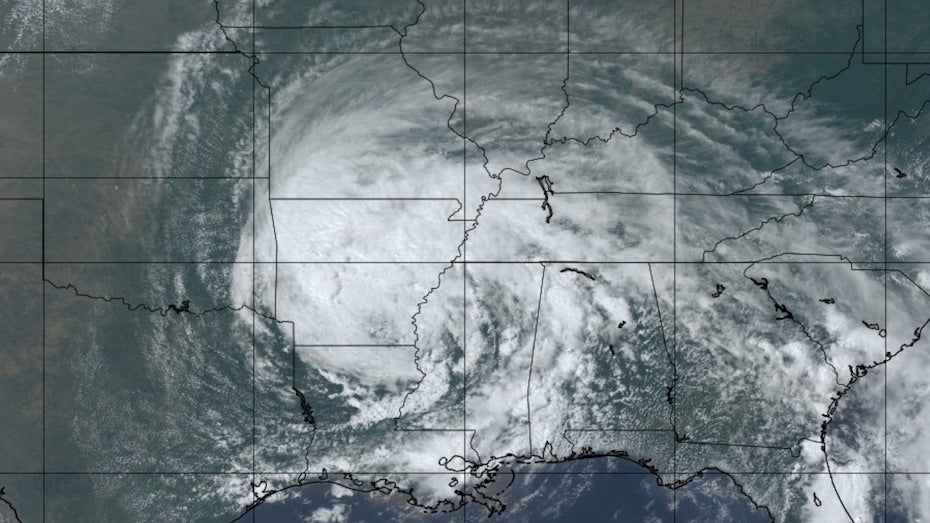 GeoColor visible satellite image of TS Cristobal from 2012Z 6/8/20