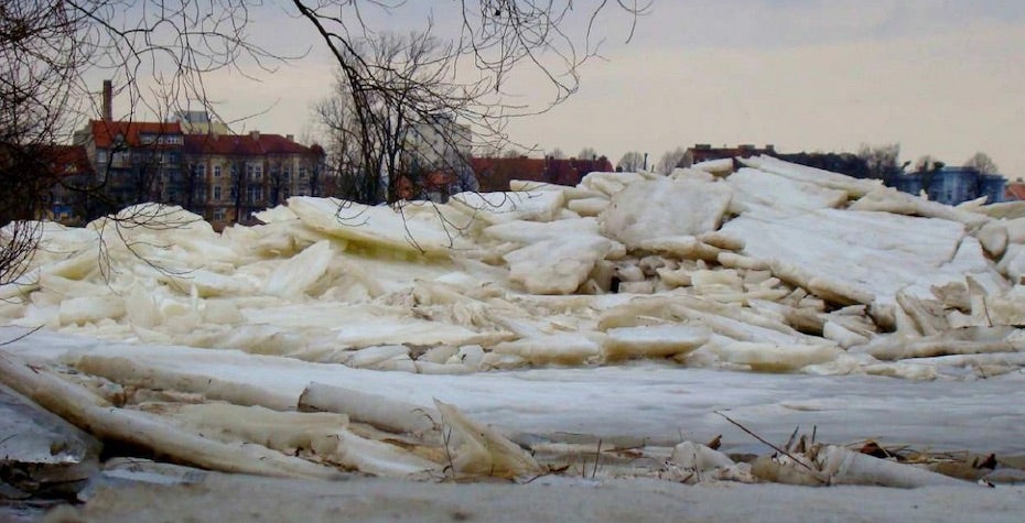 Ice jam on the Oder River at Frankfurt/Oder, Germany, 2/24/12