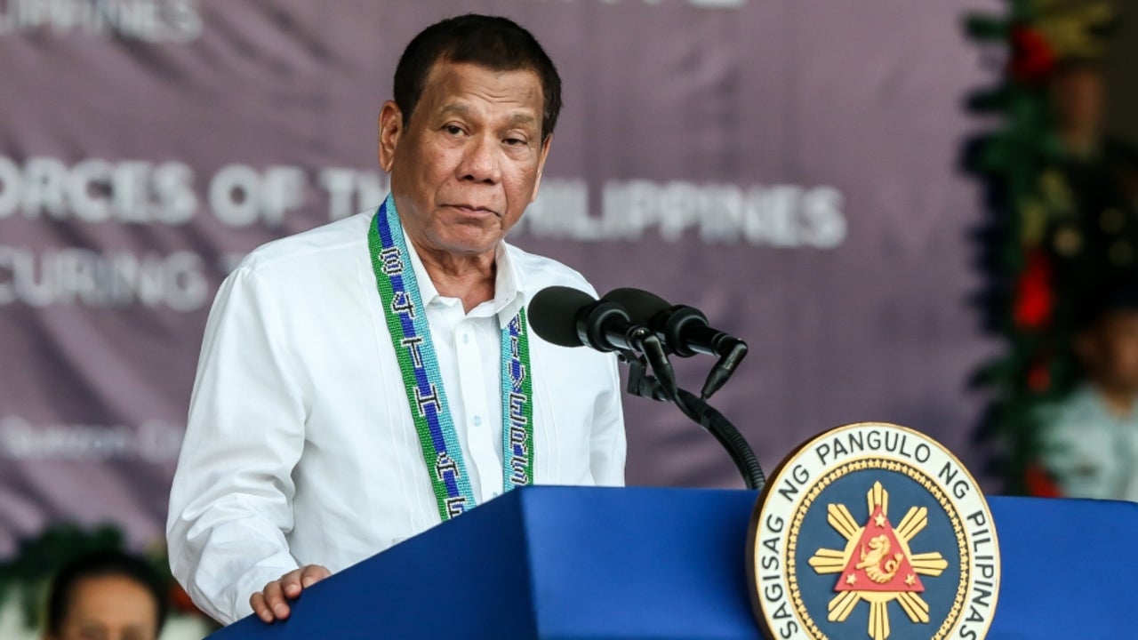 Shoot Them Dead": Philippines President Orders Police to Kill ...