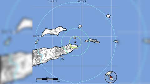 Tremor zones: Outer ring indicates light shaking while middle ring indicates moderate shaking (USGS)