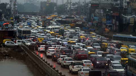 Huge traffic jam due to heavy rains in Gurugram. (Indranil Das/TOI, BCCL, Delhi)