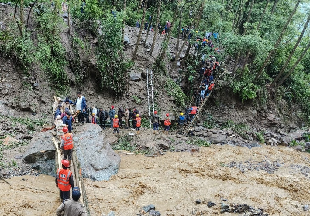 Cloudburst-Induced Flash Flood Devastates Sikkim; Heavy Rains to Lash State Till Tomorrow | Weather.com