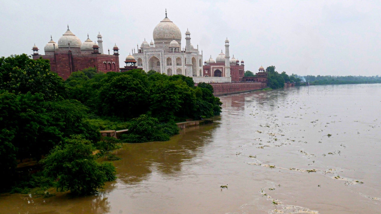 Yamuna River Taj Mahal View Of The Taj Mahal From The Yamuna River By