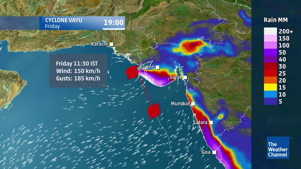 Cyclone Vayu Live Updates: Vayu Moves Away; Likely to Take U-turn and Hit  Gujarat on Tuesday | Weather.com