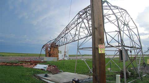 A radio tower at the Sher-Wood Airport just outside Plentywood, Montana, was bent by thunderstorm winds up to 118 mph on July 9, 2018. (Taylor Ordahl/Brooks Photography)