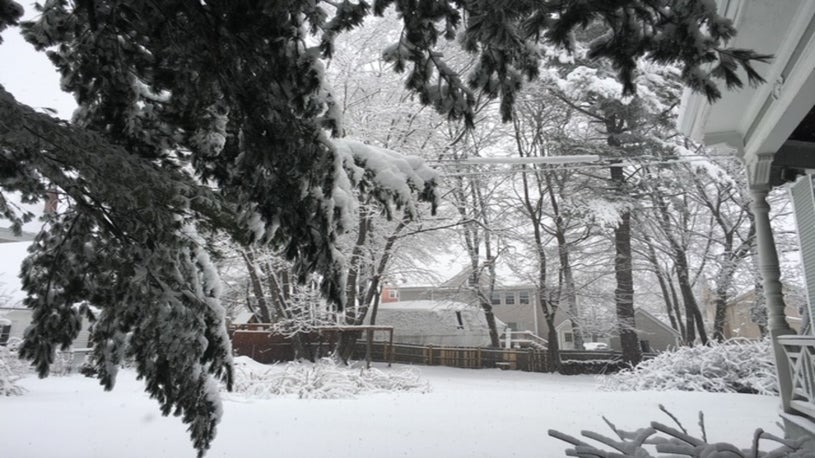 Fast-Moving Winter Storm Scott Hits the Northeast Early Monday Morning