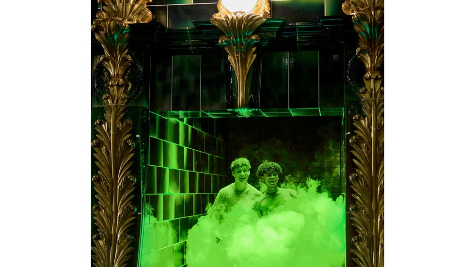 v212_the-wizarding-world-of-harry-potter-ministry-of-magic_05-19-2025.jpg