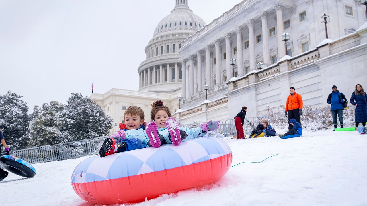 Washington D.C. snow February 2025 capitol