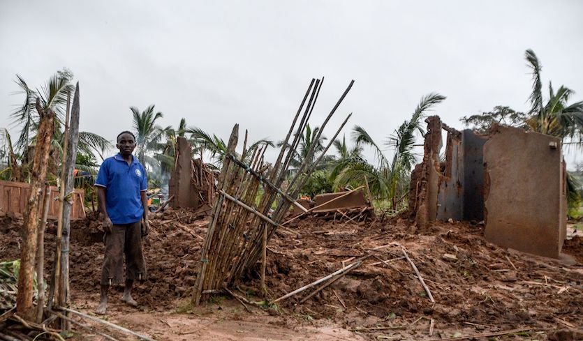 Cyclone Fani makes landfall in India @ Windy Community