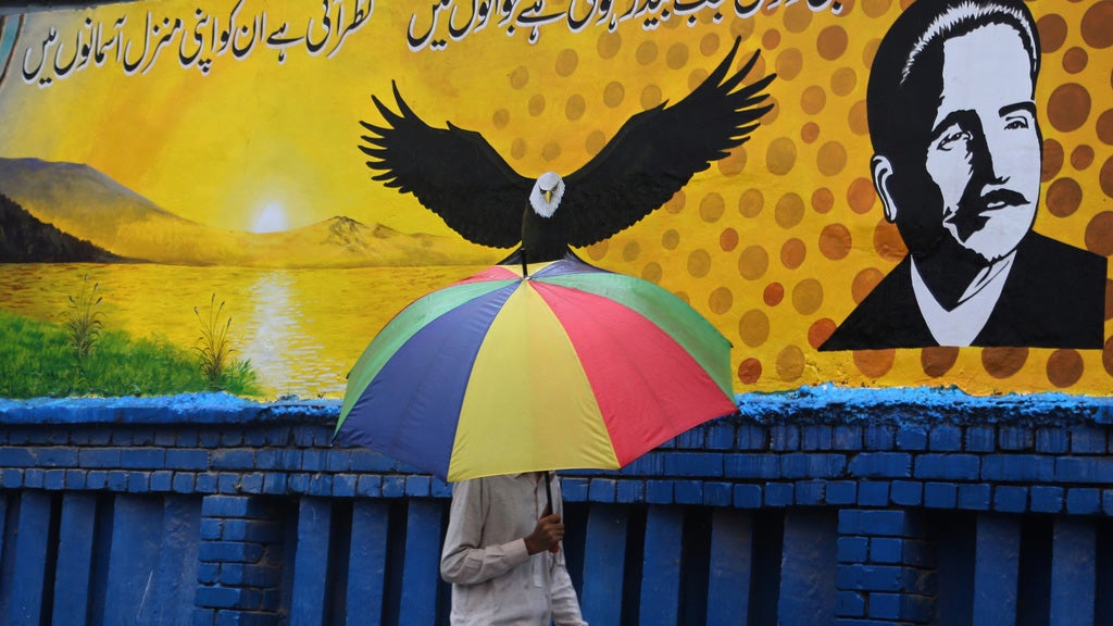 Weather Of The World: April 12