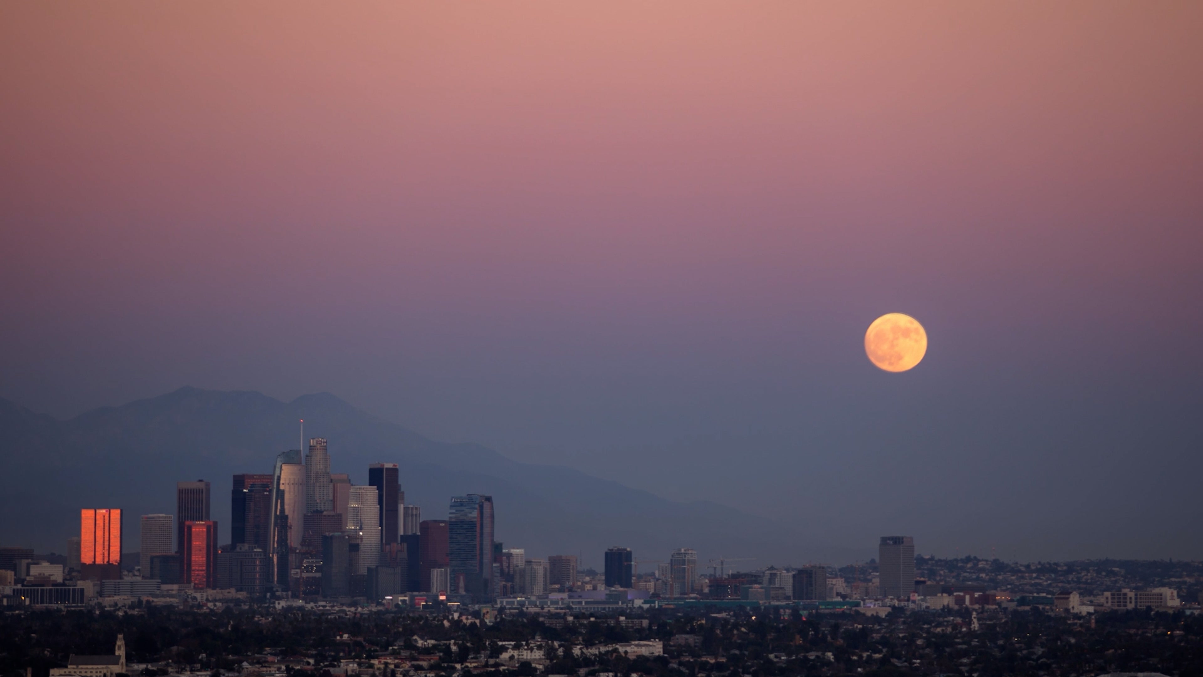 How to spot more stars in a light-polluted city sky