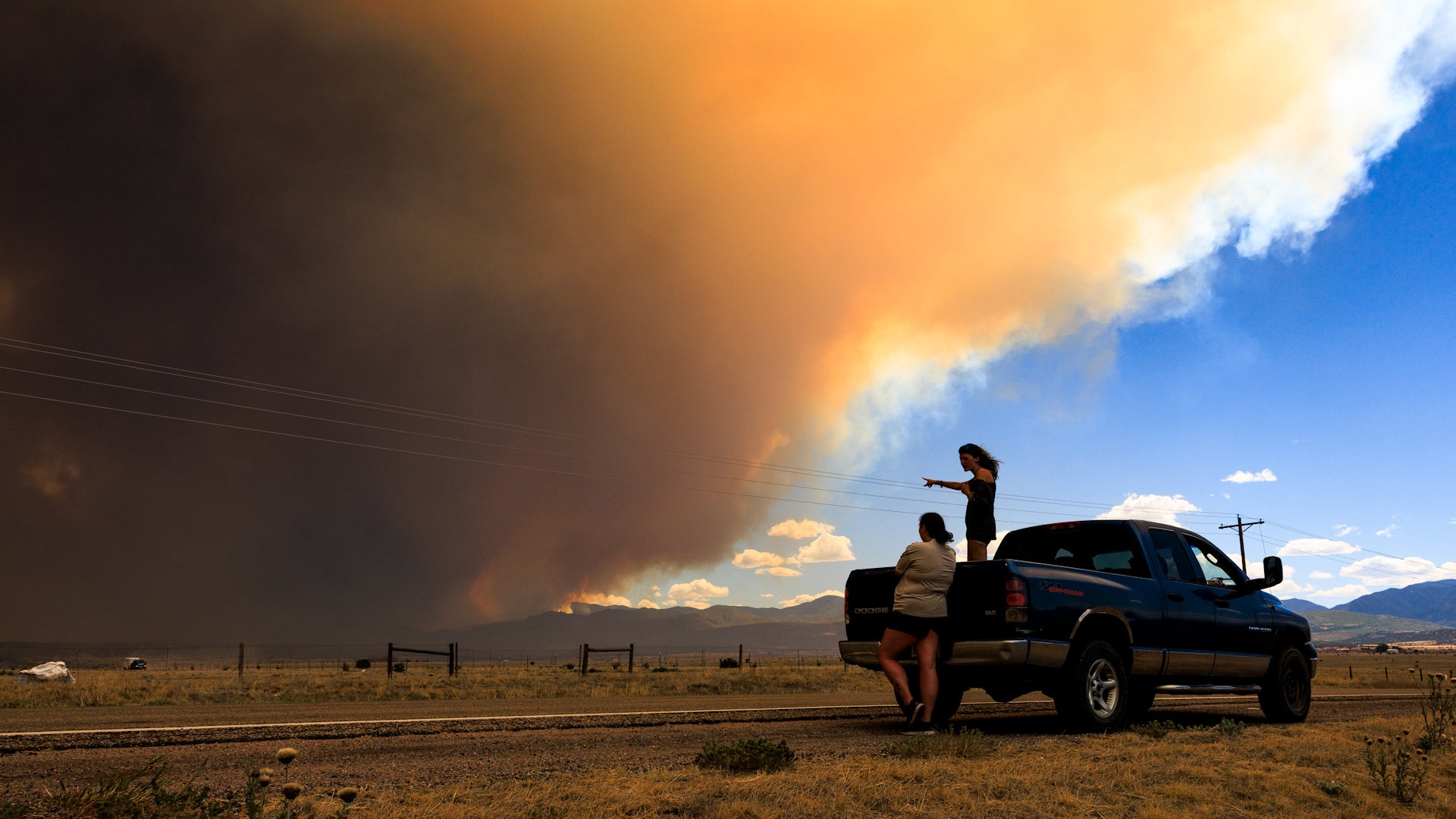New evacuations as Aspen Acres Fire hits 75 square miles