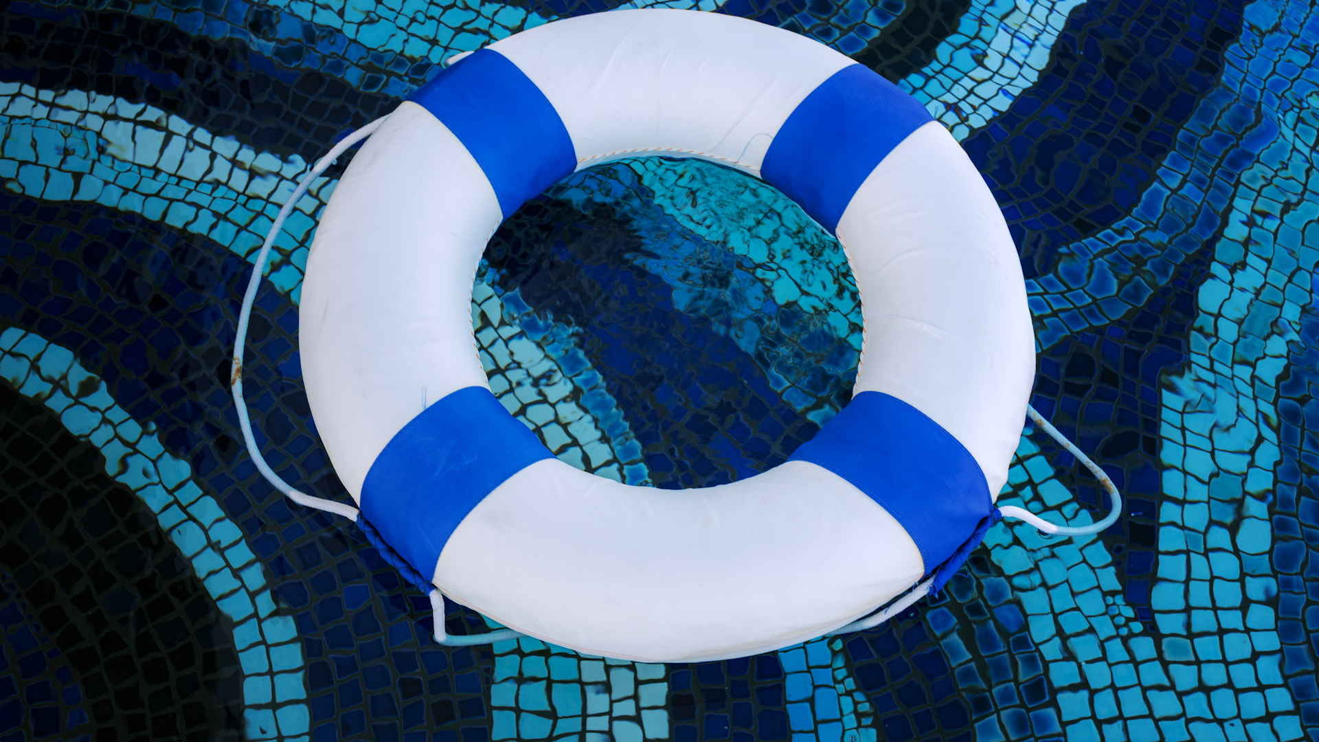 What Drowning Really Looks Like, From A Pediatric ER Doctor