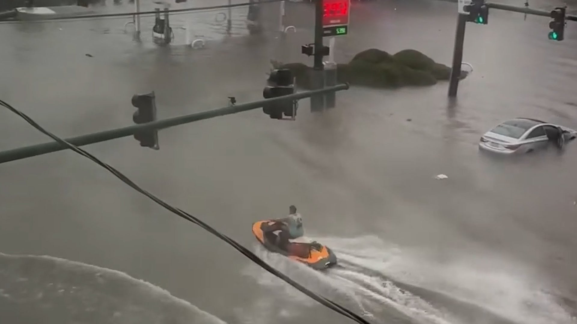 Norfolk&rsquo;s flooded streets provide chance for frivolity