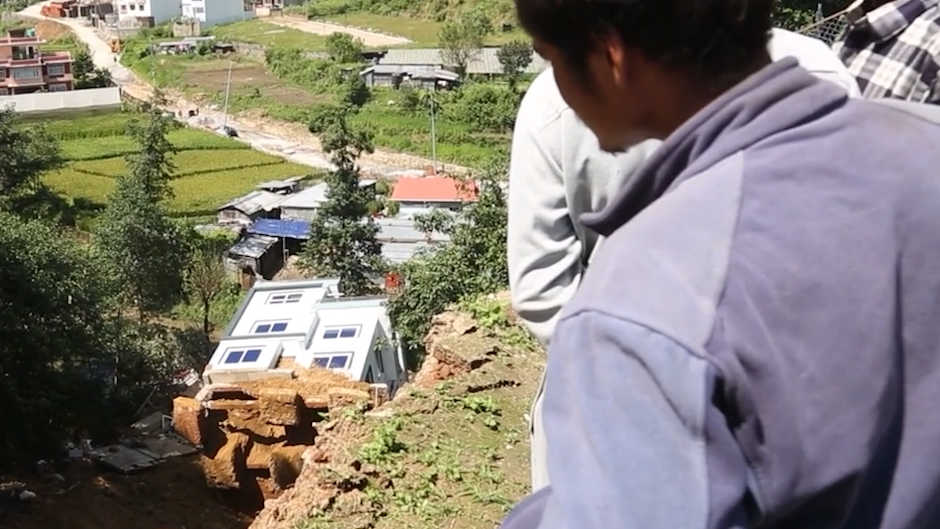 Hundreds of landslides in Nepal, heavy rain sweeps away homes leaving 21 dead