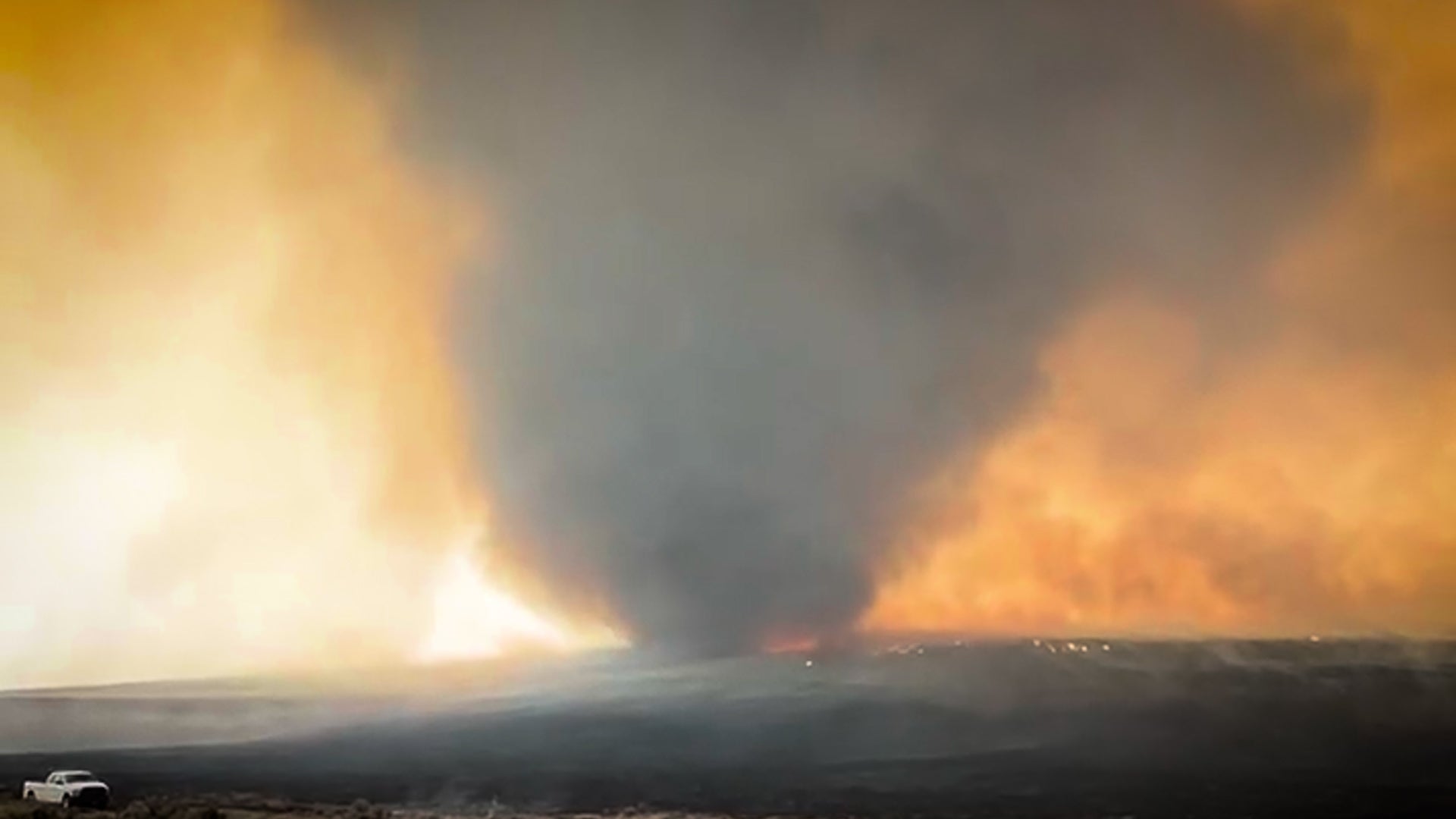 'Nothing close to this size': Oregon firenado stuns crew