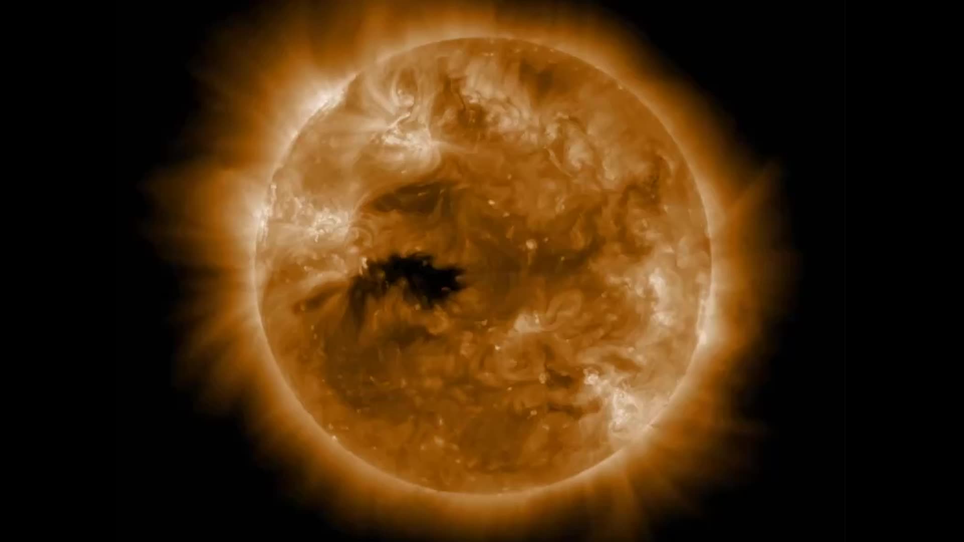 A Hole In The Sun Could Cause Stronger Auroras This Week