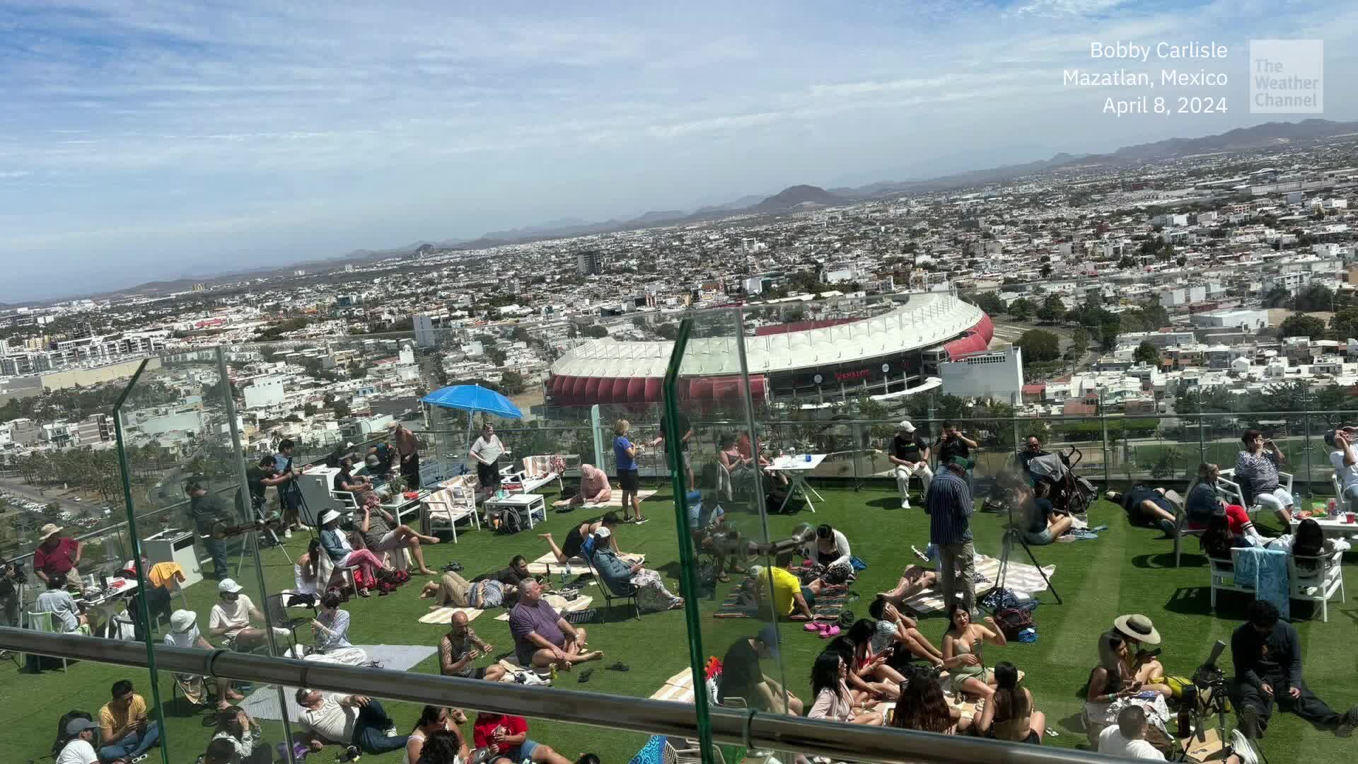“Amazing Experience”: Couple Travels To Mexico For Eclipse