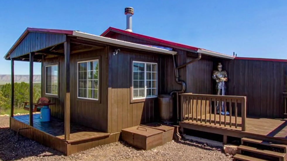 Arizona Home Features 3,000 Square Foot Underground Man Cave