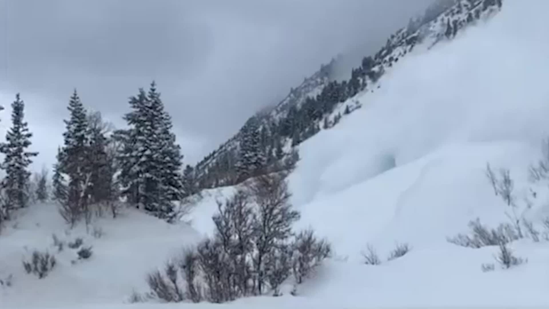 Avalanche Flows Into Utah&rsquo;s Snowbird Resort Amid High Danger