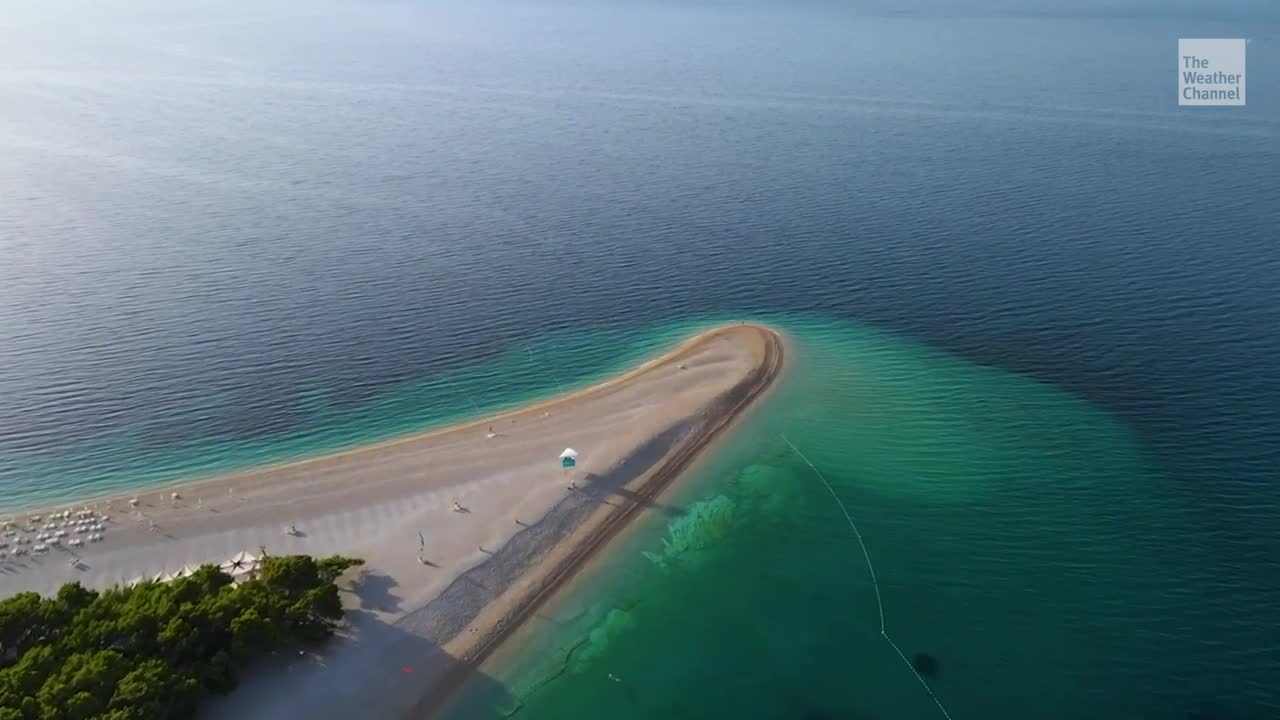 Beach Changes Shapes Based On Weather