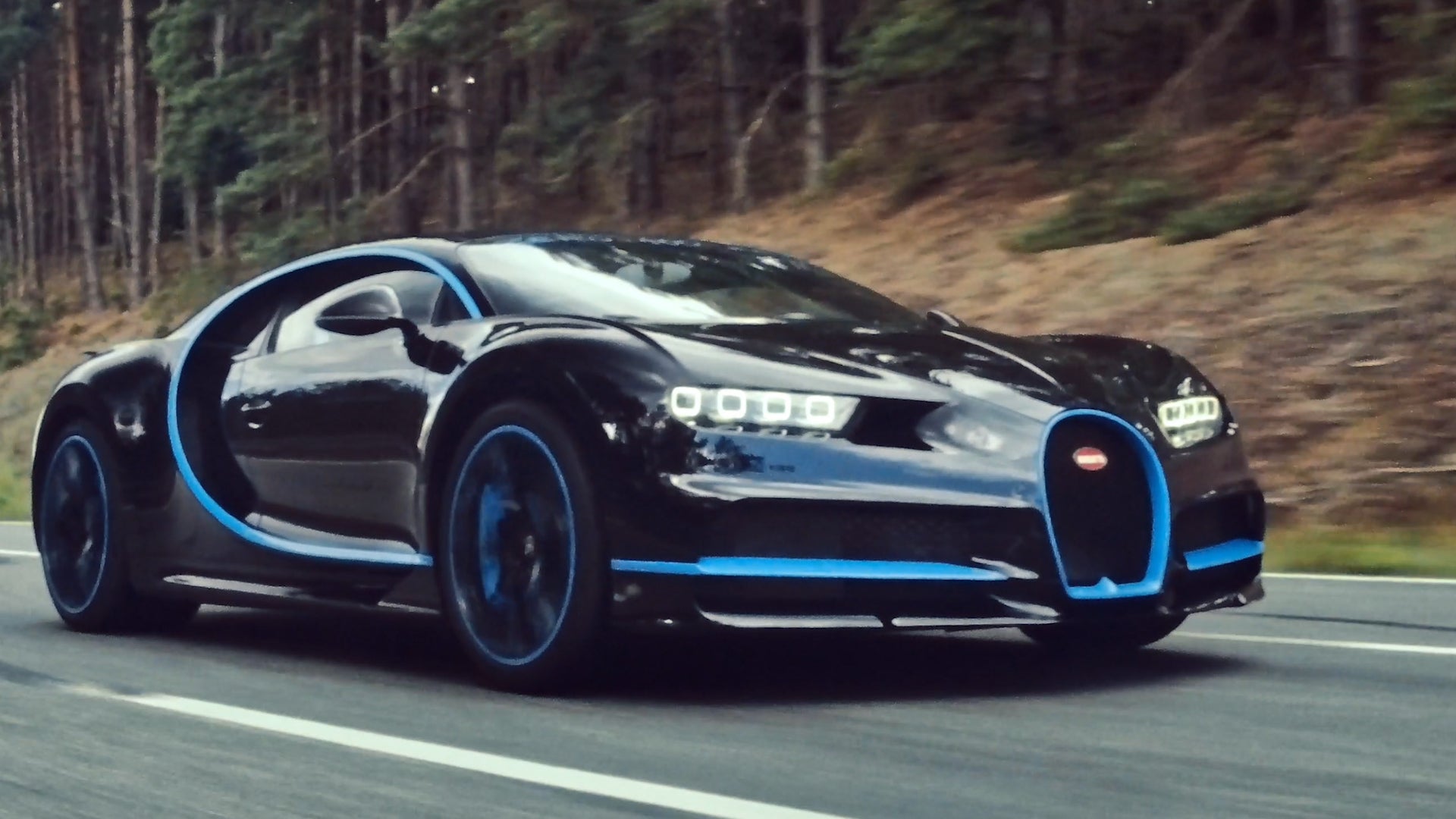 Bugatti Sports Car Sets World Record