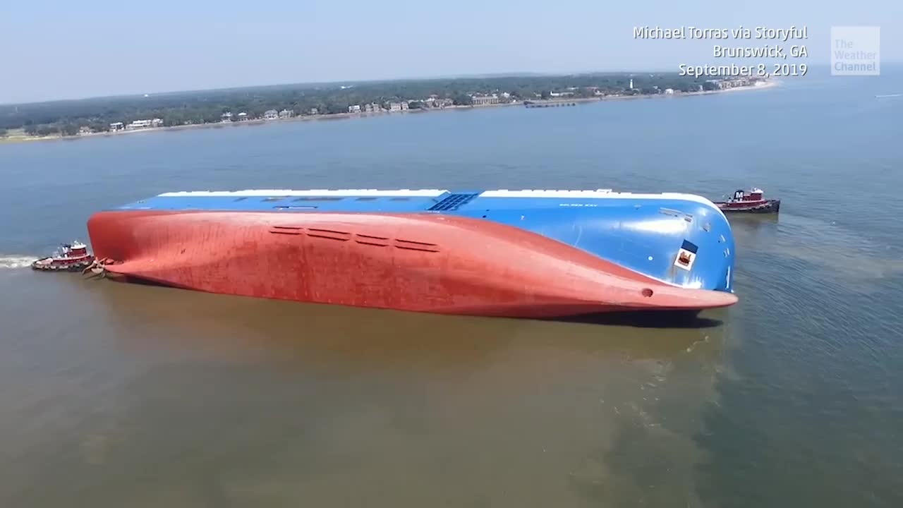 Capsized Cargo Ship Leaking Fuel into St. Simons Sound in GA