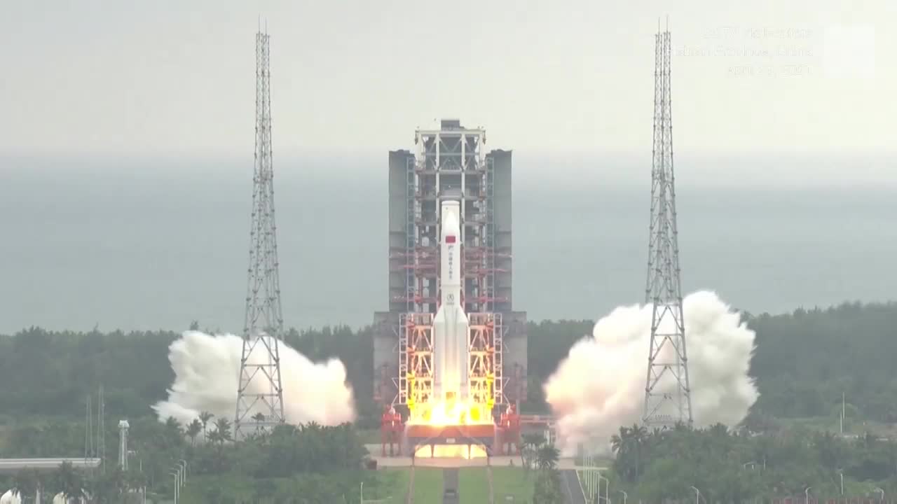 China Says Rocket Debris Burns Up or Falls Into Indian Ocean Near Maldives