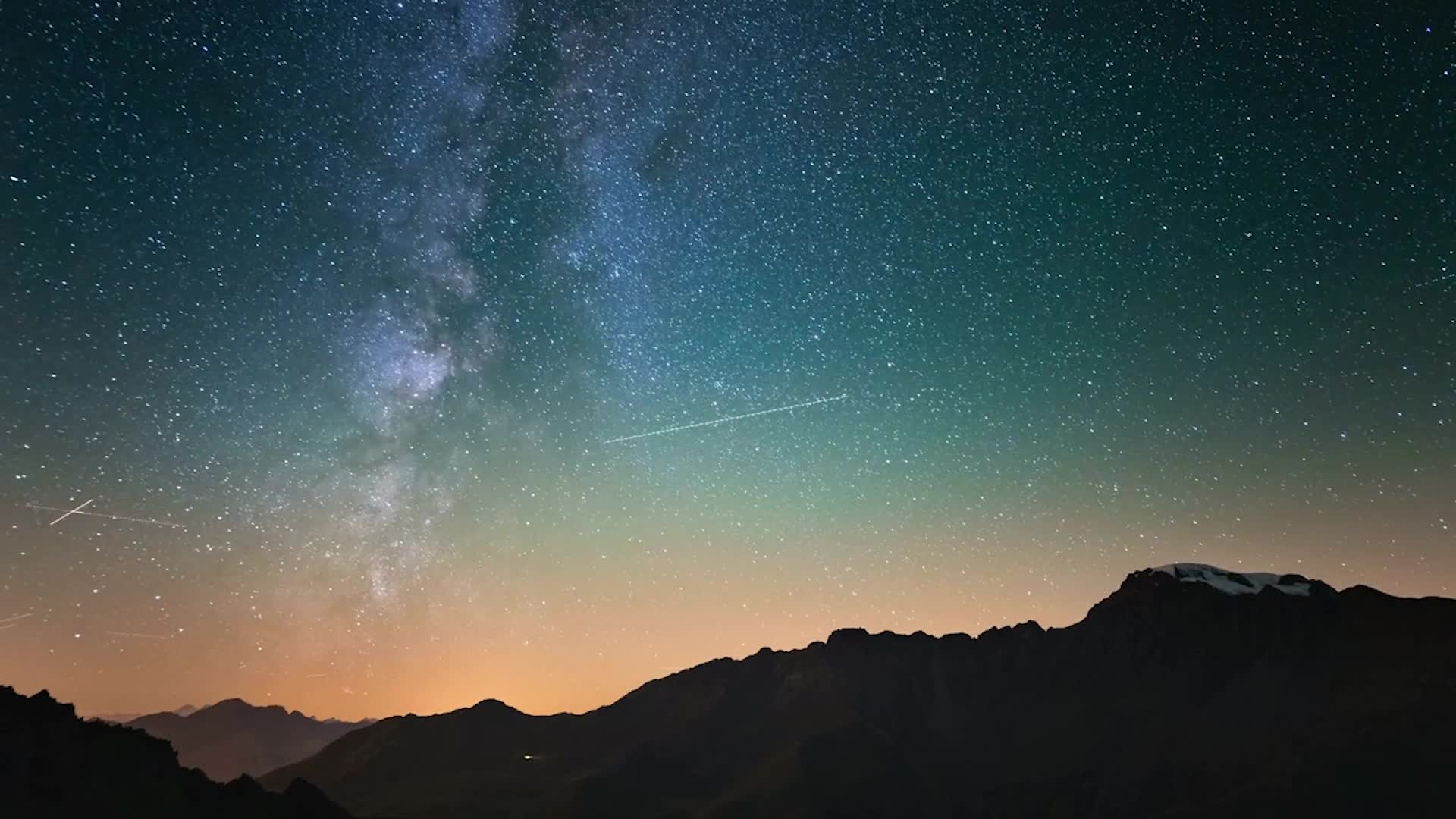 Dead Comet Could Produce Rare Meteor Shower Tonight