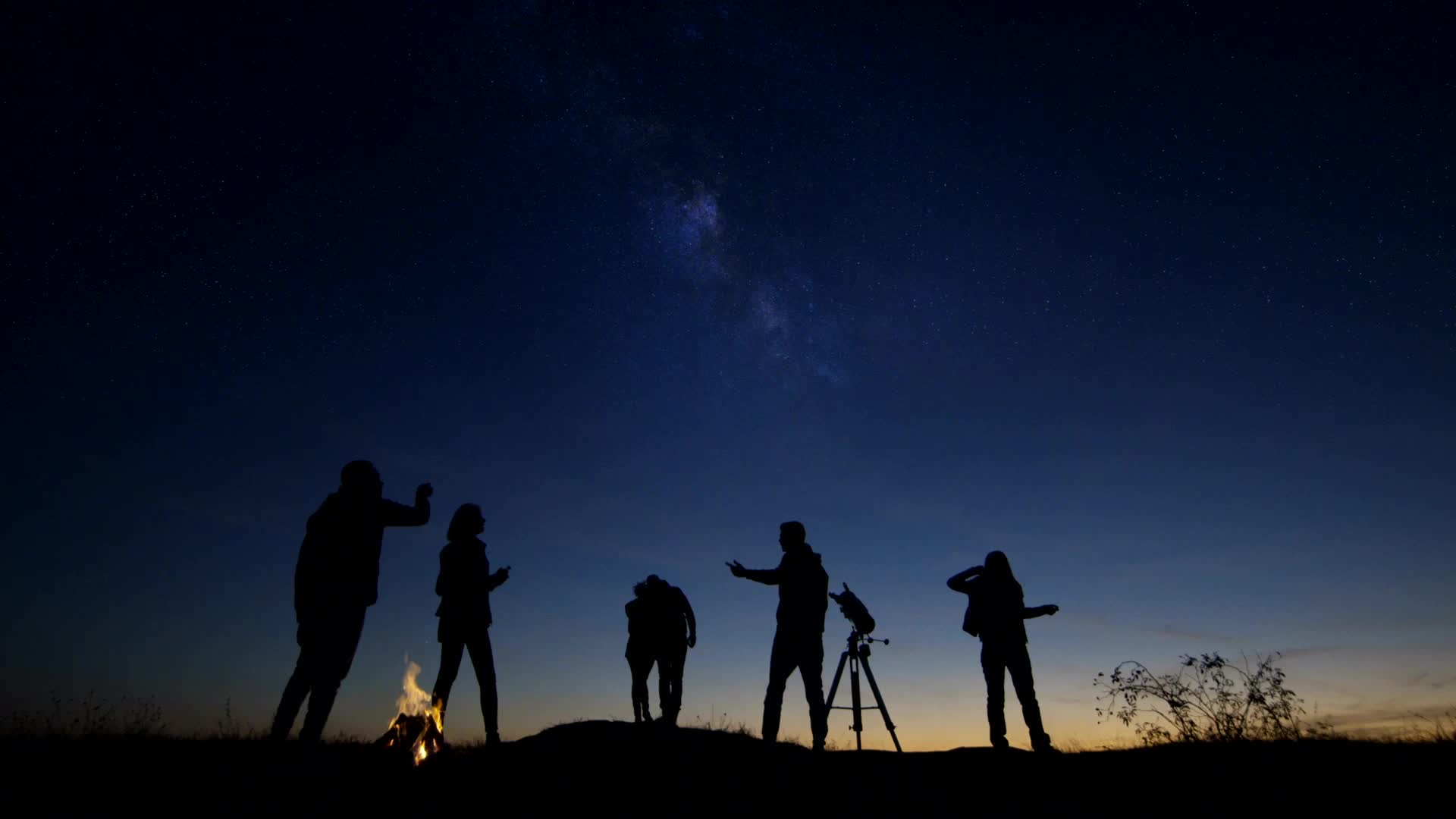 Don’t Miss: Orionids Meteor Shower Peaks This Weekend