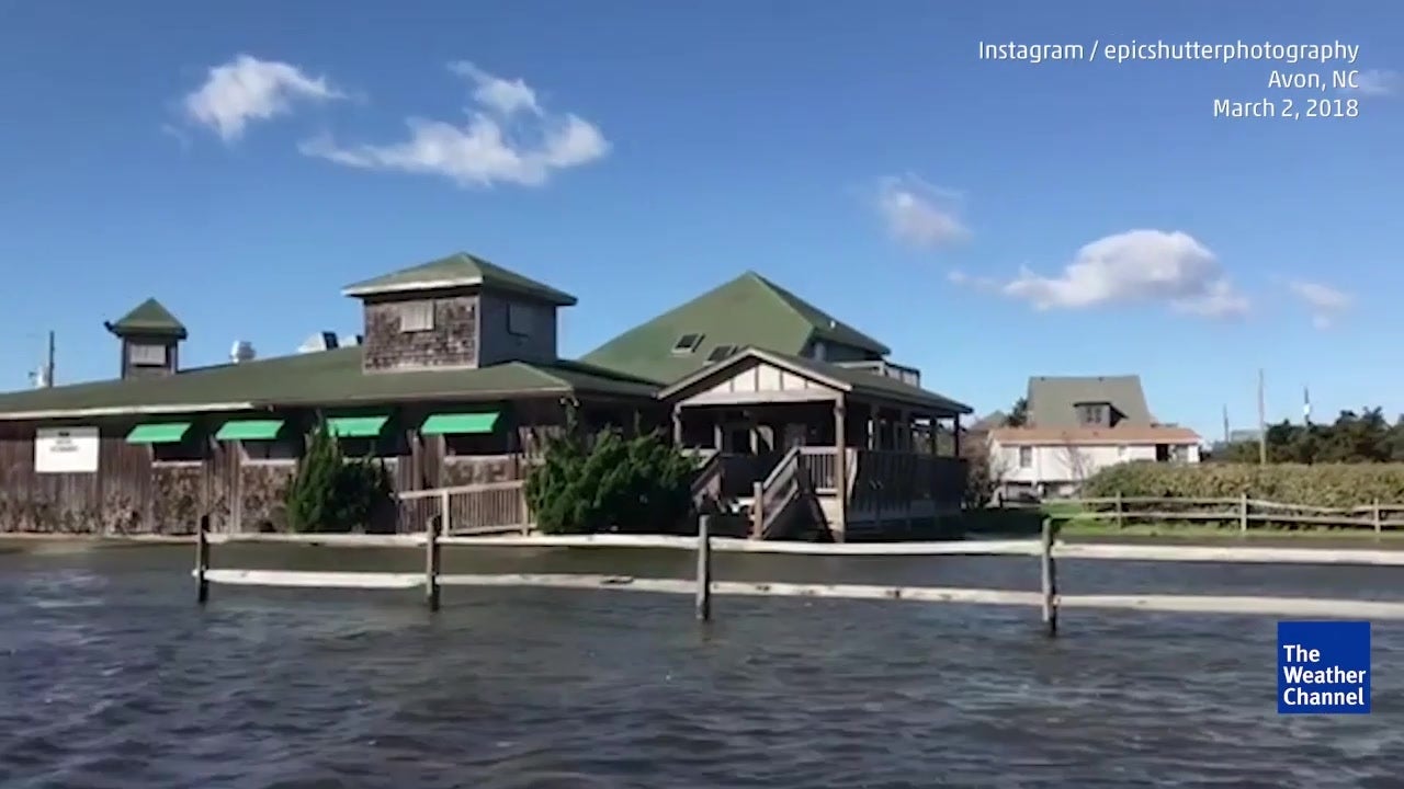Flooded Streets in North Carolina&rsquo;s Outer Banks Before Riley
