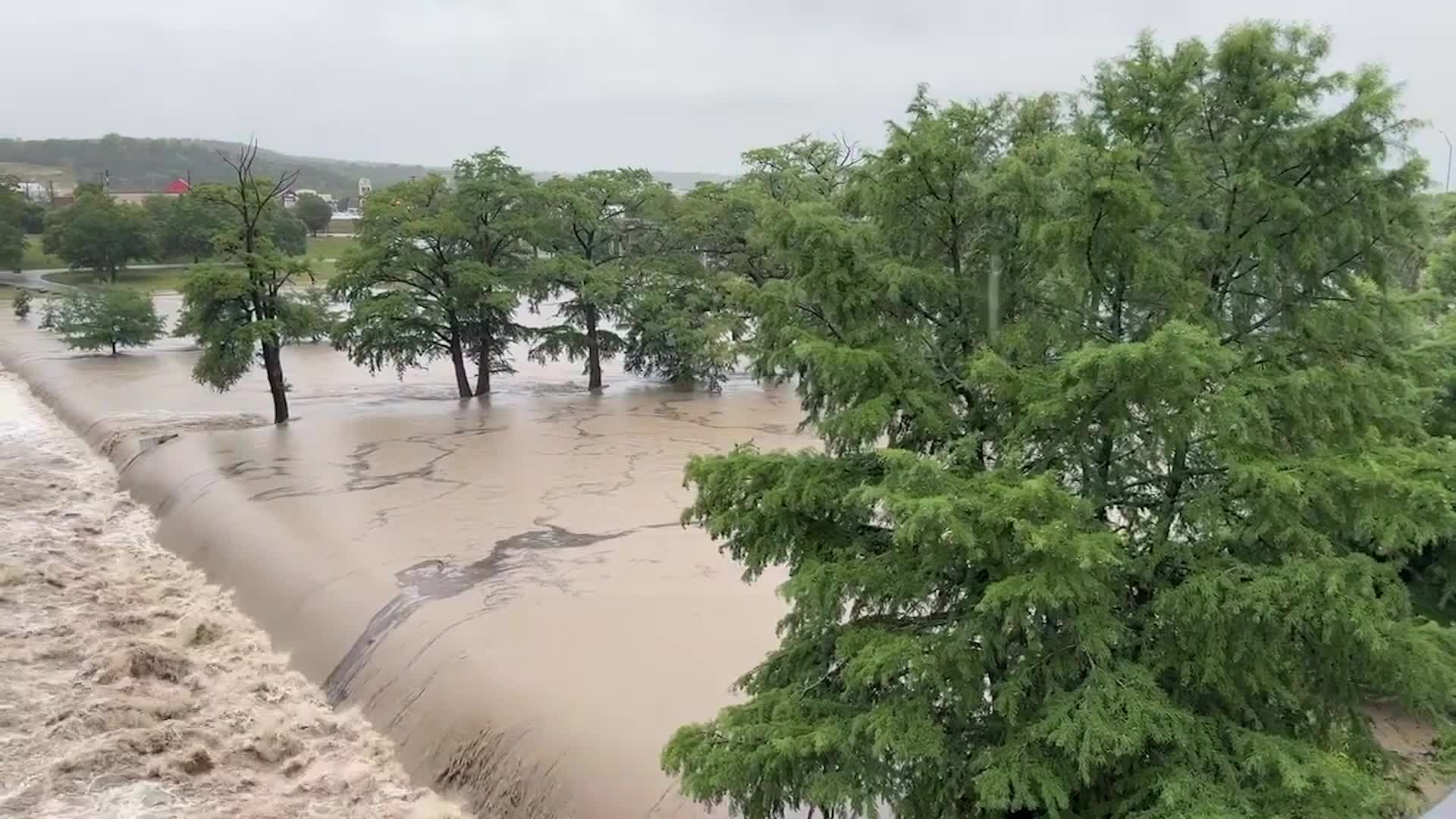 Heavy Rain Could Flood Texas With Toxic Worms