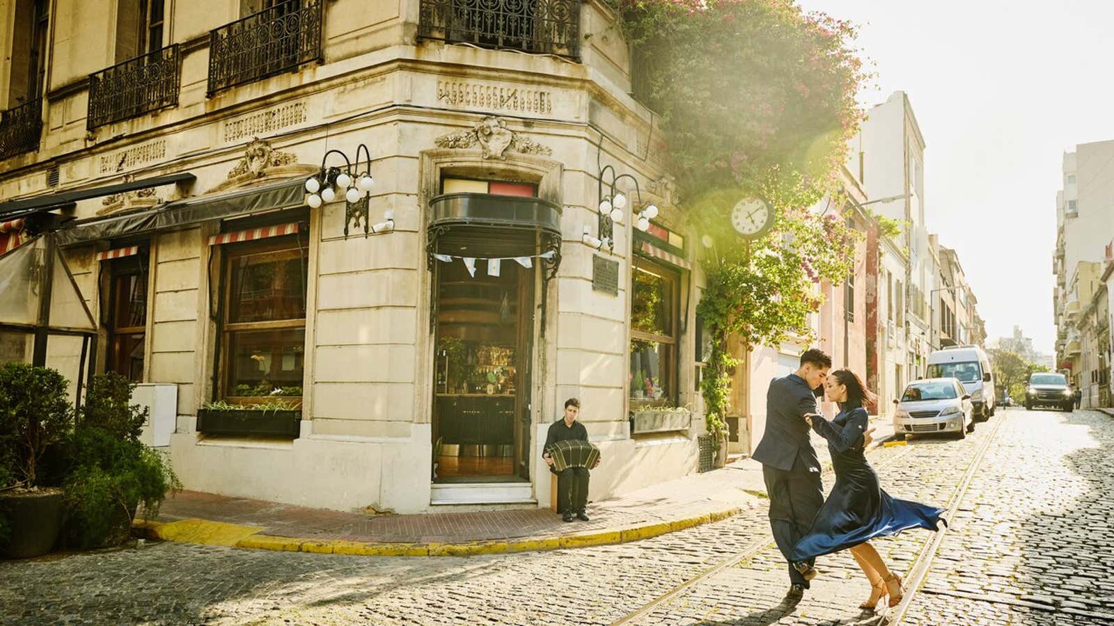 How to experience tango in Buenos Aires