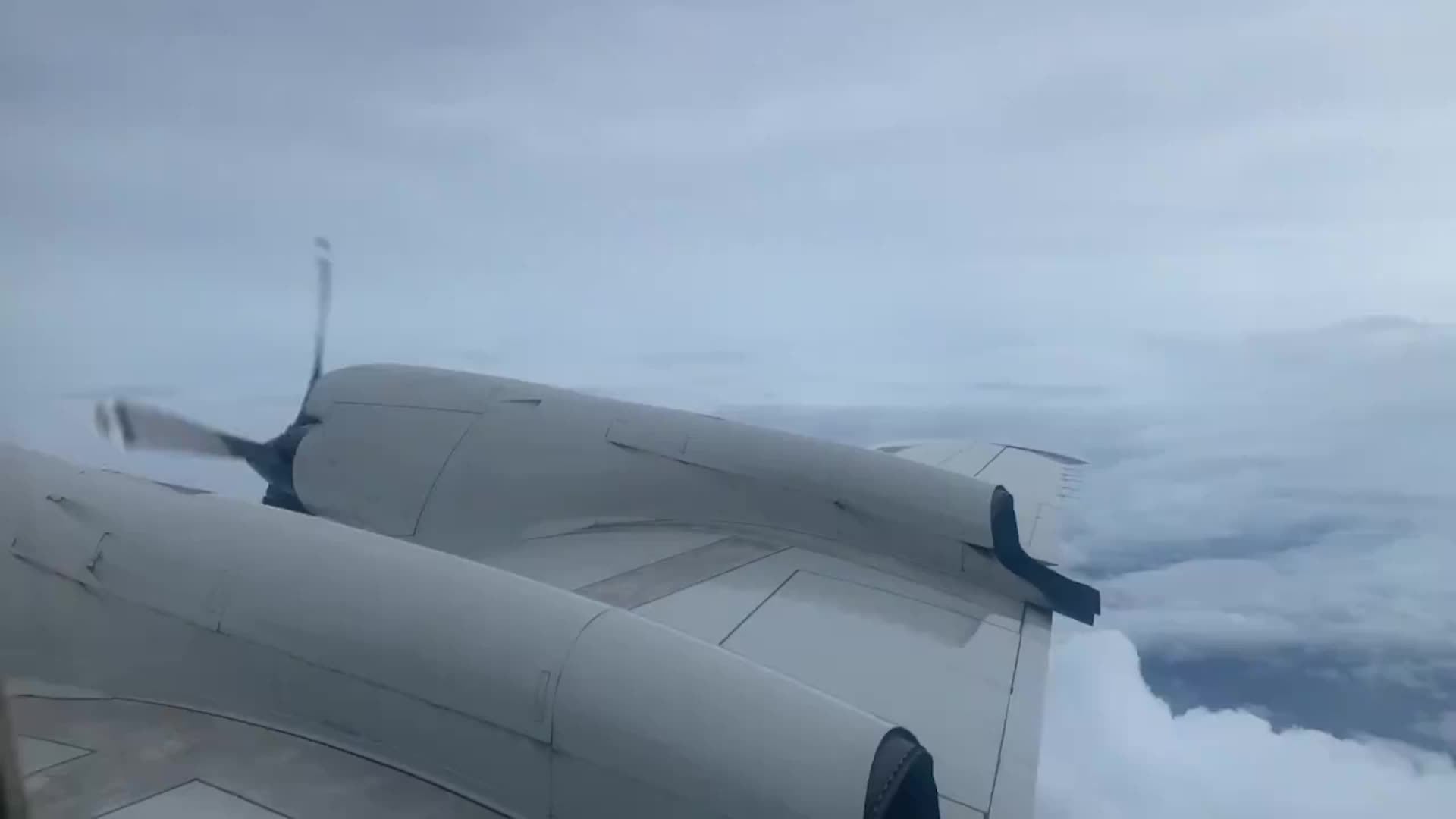 Hurricane Hunters Have a Bumpy Ride En Route to Hanna&rsquo;s Eye