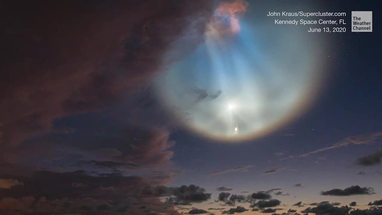 'Jellyfish' Rocket Launch a Treat for Space Fans on Saturday