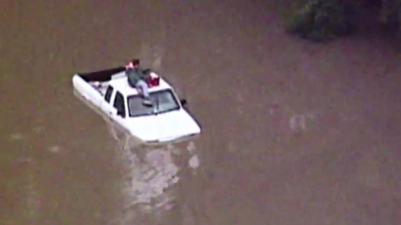 Kansas City Flash Floods Prompt Evacuations