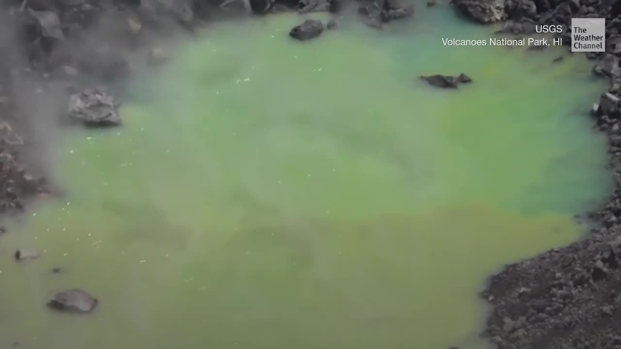 Lake at Hawaii’s Kilauea Volcano an Ominous Sign?