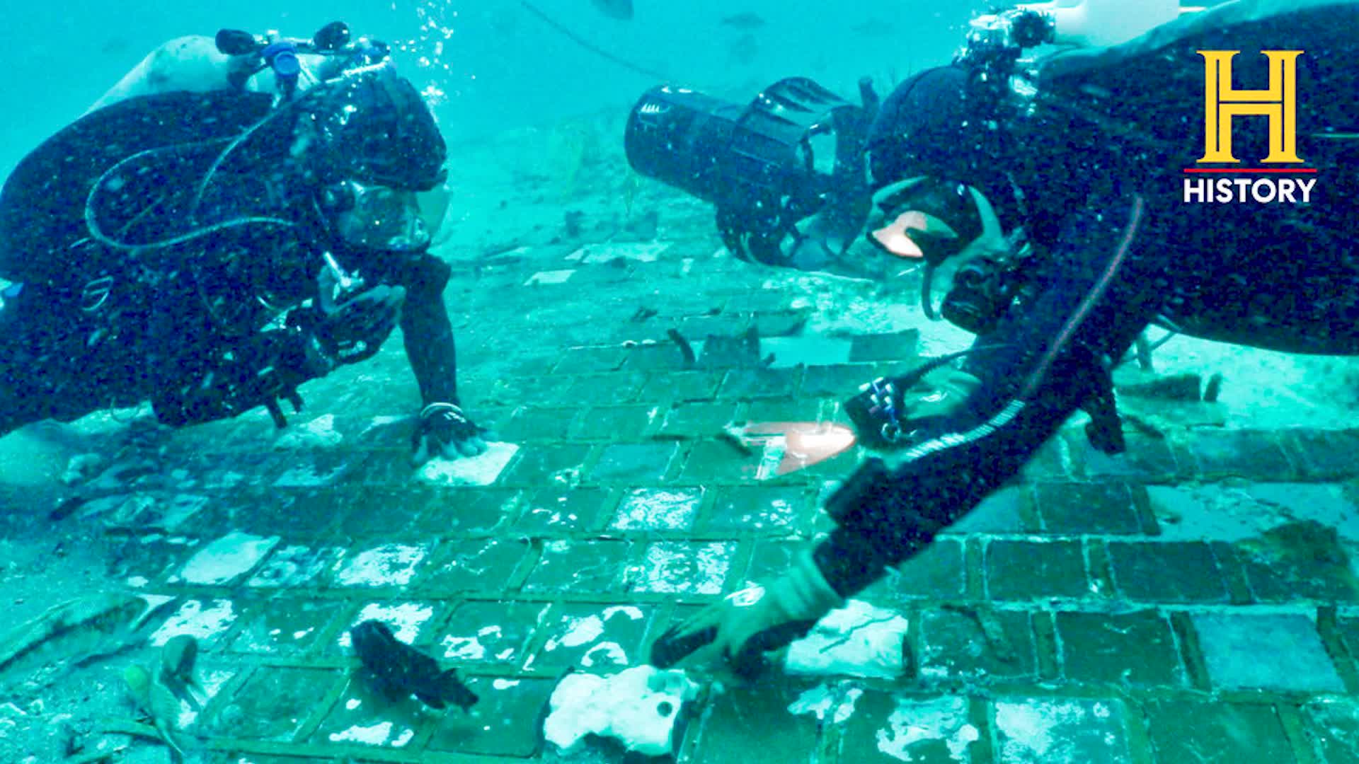Large Piece Of Challenger Space Shuttle Found In The Atlantic Ocean
