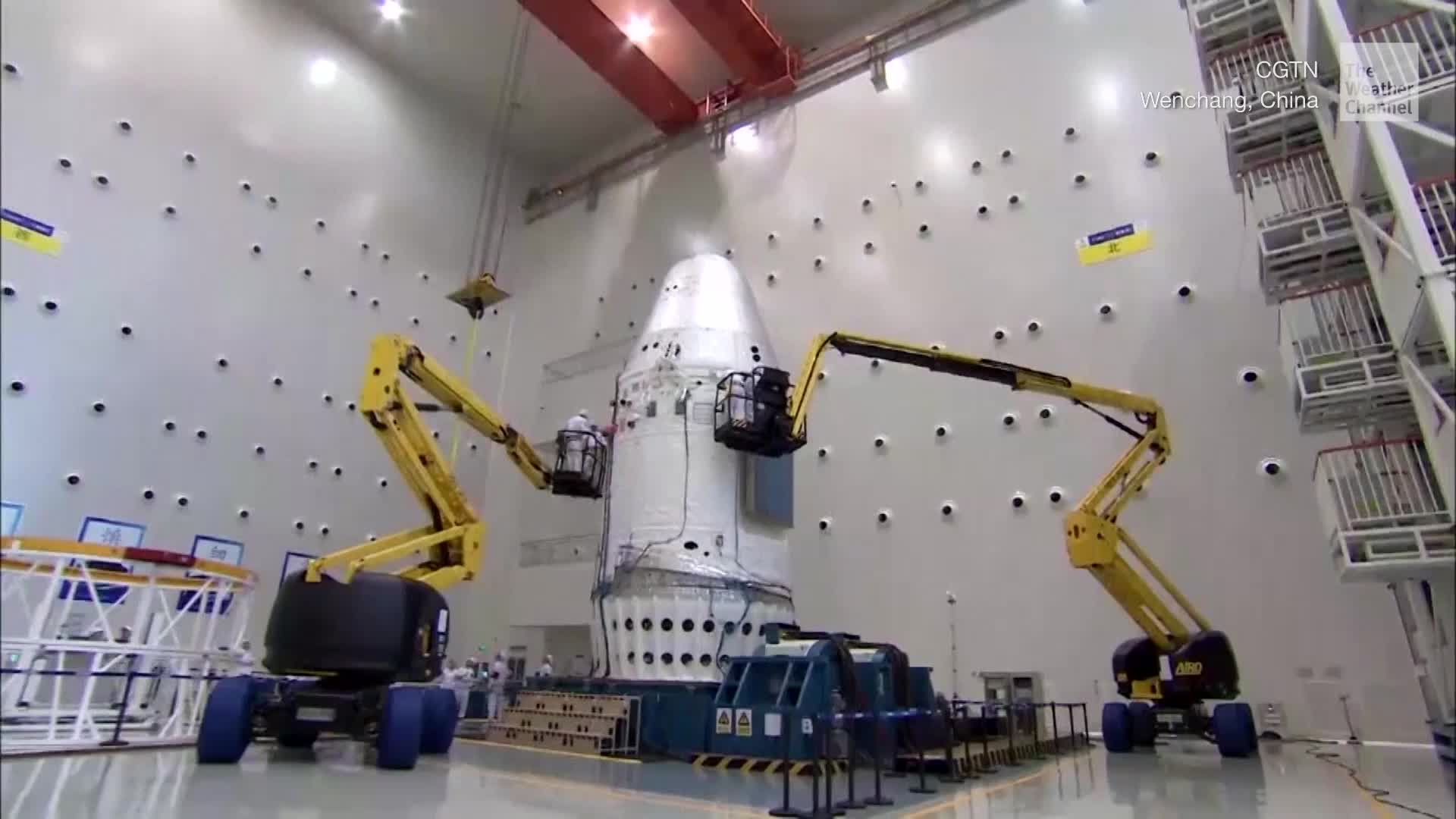 Large, Uncontrolled Space Debris Falls Into the Atlantic