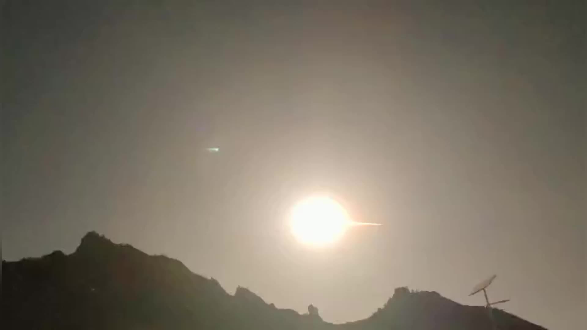 Mysterious Flash of Light Appears in Sky Over China Possible Meteor