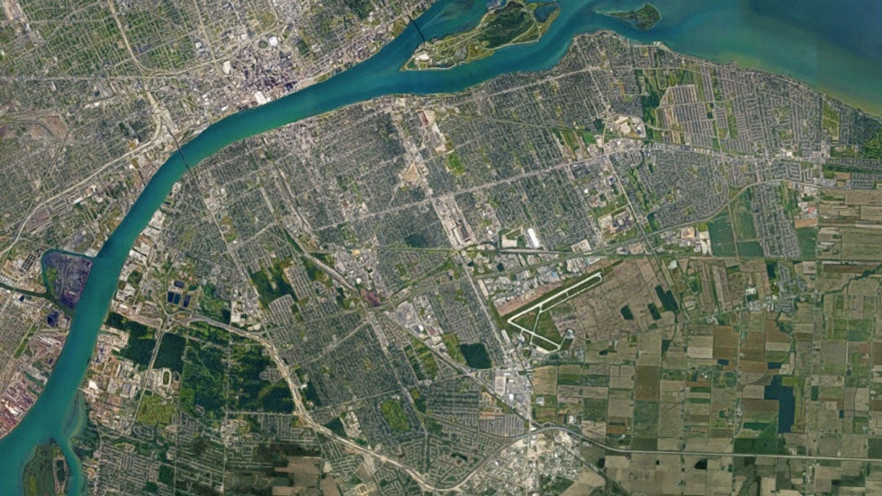 Mysterious Humming Sound Baffles Windsor, Ontario Residents