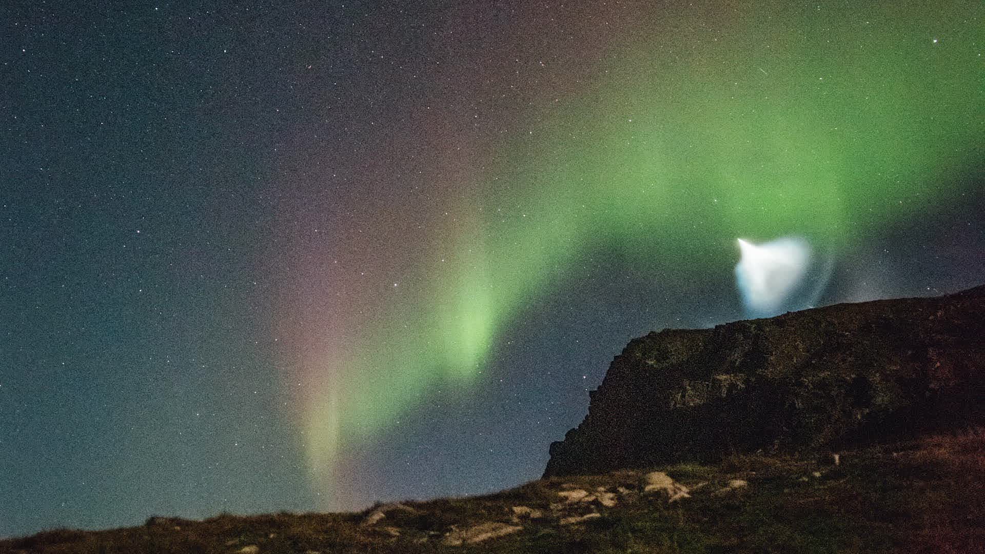 NASA Rocket Flies Through Northern Lights
